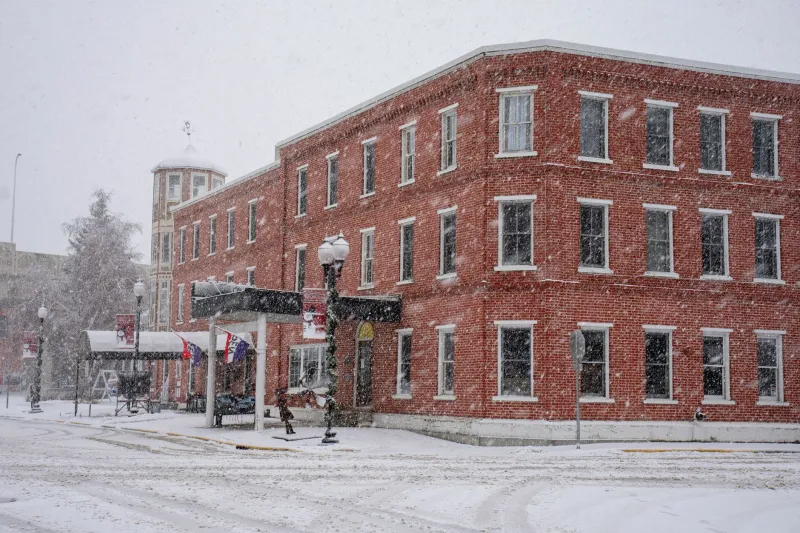 The Small Town That Had Two Mayors at Once — One of Them Was Already Dead